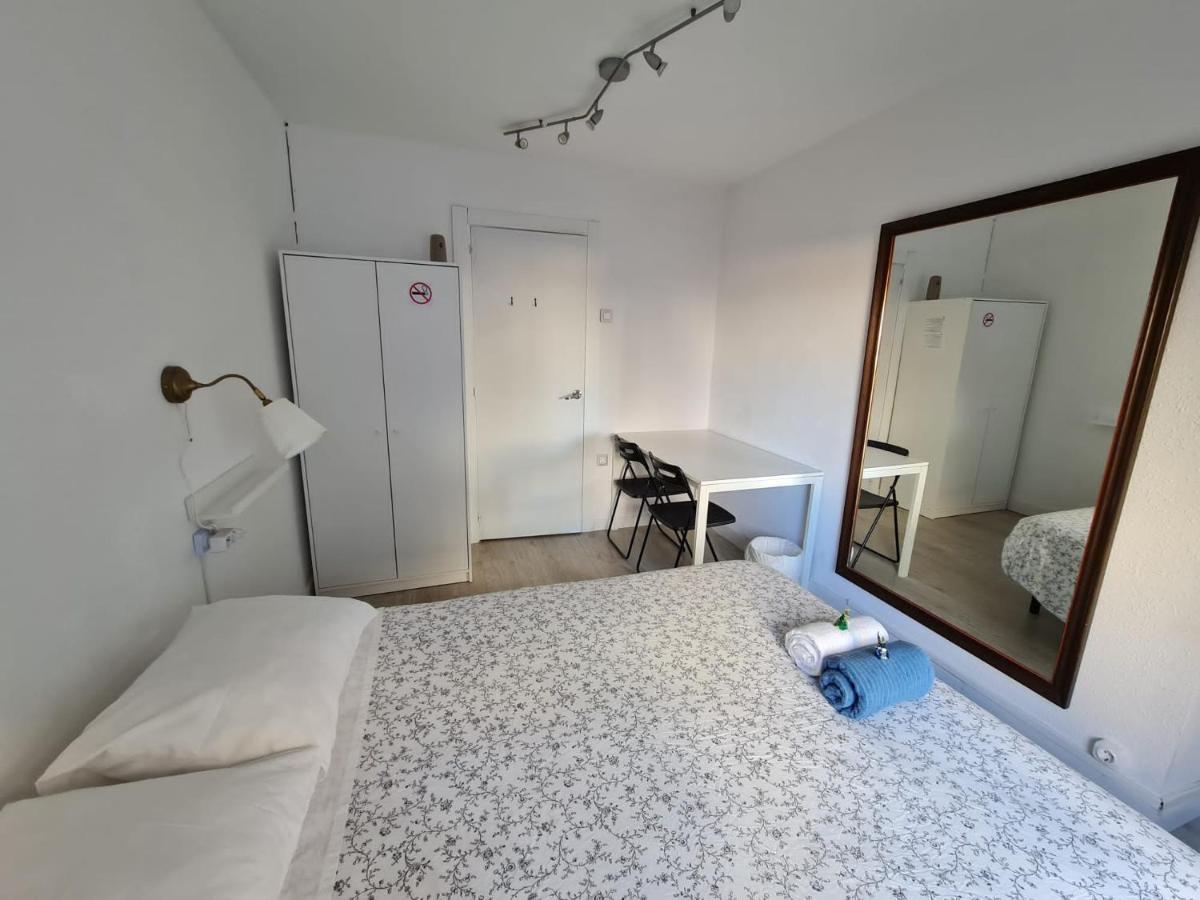 Alojamiento Can Buxeres L'Hospitalet de Llobregat Esterno foto